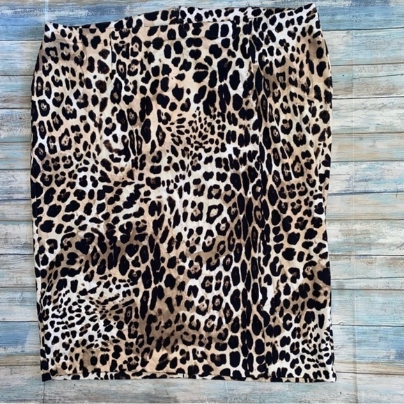 Lane Bryant Dresses & Skirts - Lane Bryant Leopard Print Pencil Skirt
